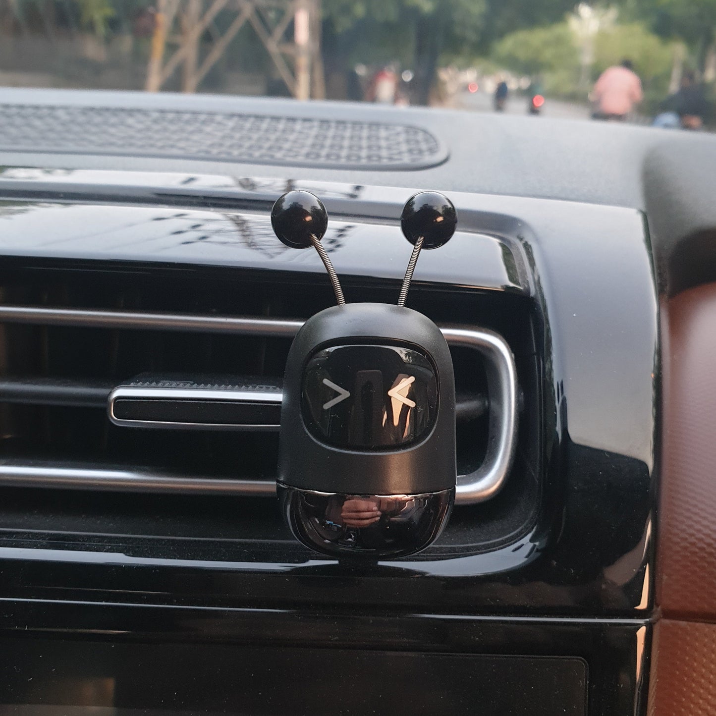 Swing Robot Air Freshener Black (Premium Edition)