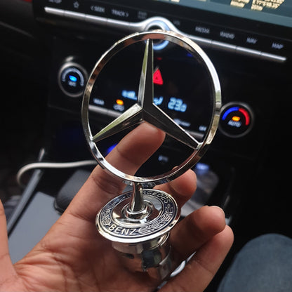 Mercedes Bonnet 3D Logo