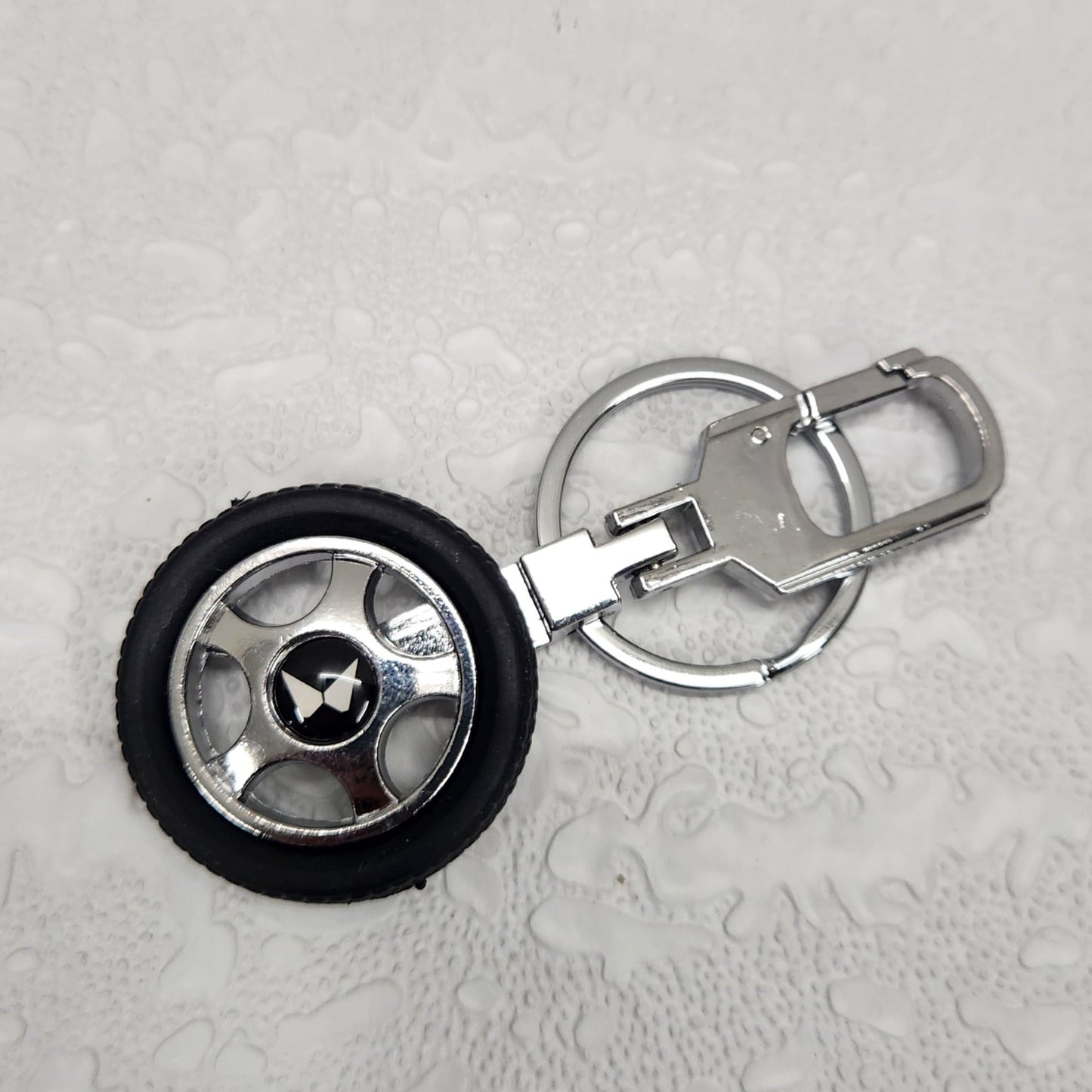 Tyre Wheel Logo Car Keychain