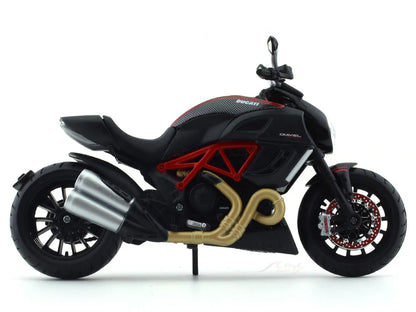 Ducati Diavel Carbon 1:12 Licensed Maisto Diecast Alloy Model Bike