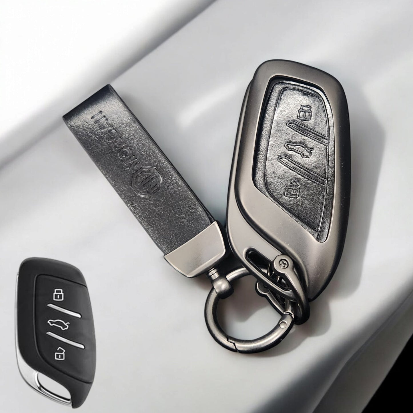 MG Astor / ZS EV Metal Alloy Leather Keycase with Holder & Rope Chain