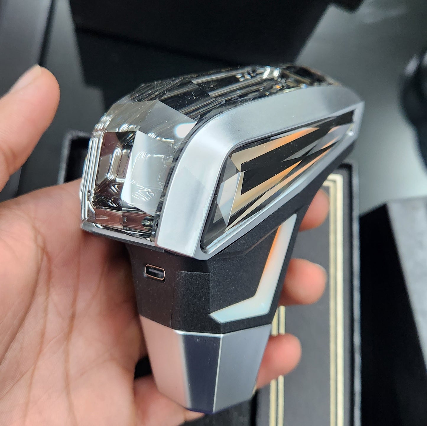 2024 Exclusive LED Crystal Sensor Touch 7 Colors Gear Knob