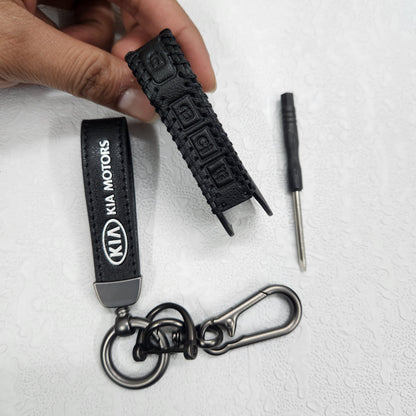 Kia Facelift New 4 Button Key Luxury Handmade Oilwax Leather Keycase with Logo, Caption, Hook, and Chain