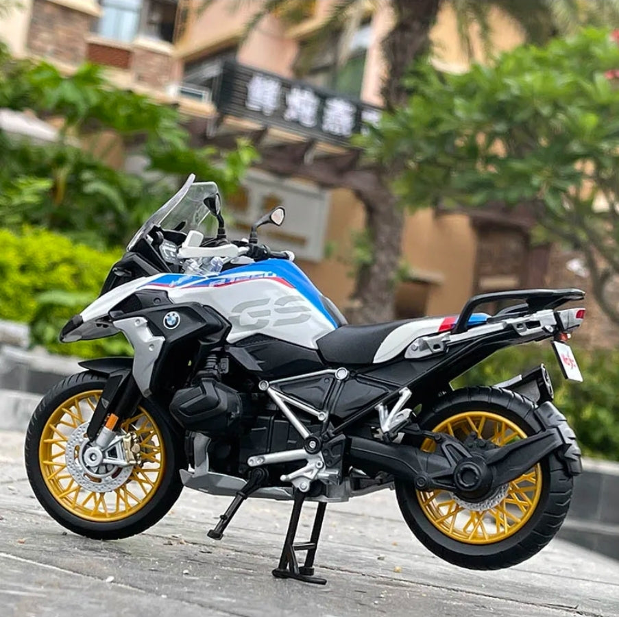 BMW R1250 GS 1:12 Licensed Maisto Diecast Alloy Model Bike