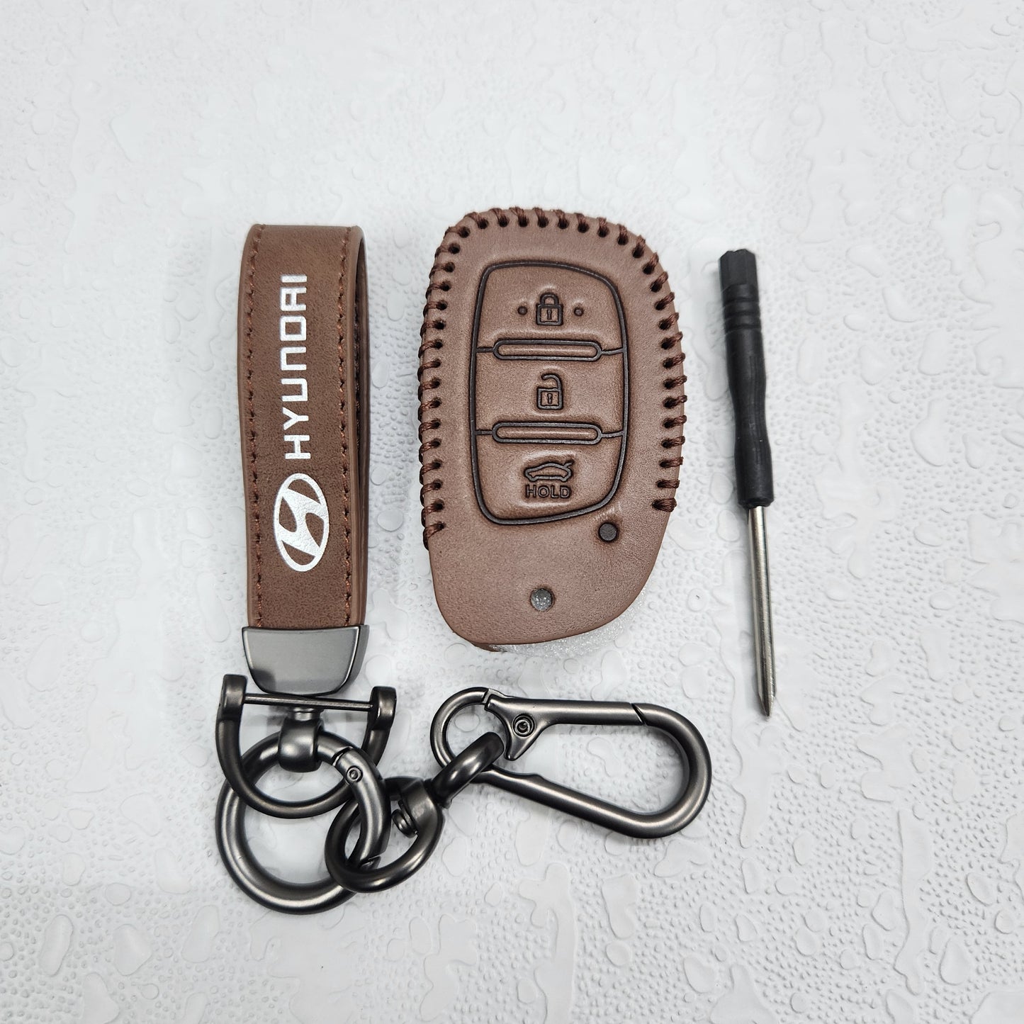 Hyundai Creta/i20/Aura/i10 3 Button Key Luxury Handmade Oilwax Leather Keycase with Logo, Caption, Hook, and Chain