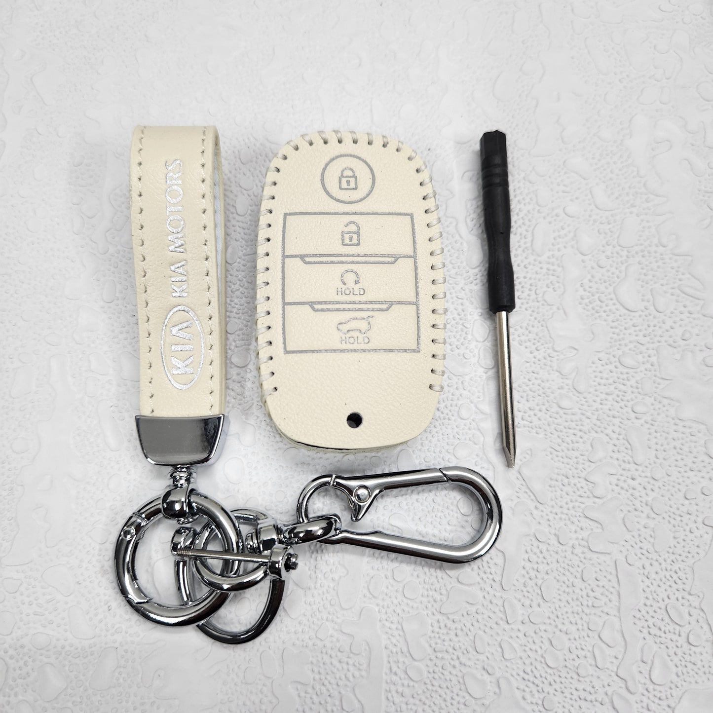 Kia Seltos/Sonet 4 Button Key Luxury Handmade Oilwax Leather Keycase with Logo, Caption, Hook, and Chain